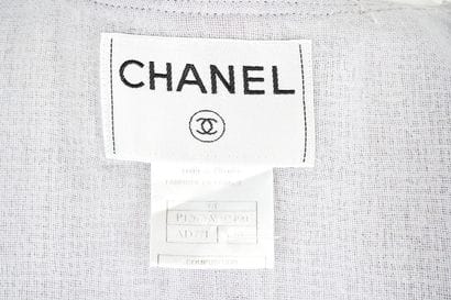 CHANEL
Veste Chanel de couleur lilas, quatre...