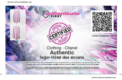 CHANEL
Jupe Chanel plissé couleur rose violet...