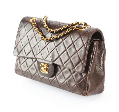 CHANEL
Chanel Timeless bag with double shoulder...