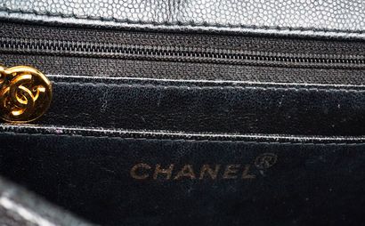 CHANEL
Chanel Timeless double shoulder bag...