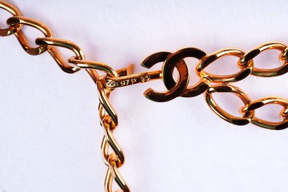 CHANEL
Chanel gold tone chain belt with CC...