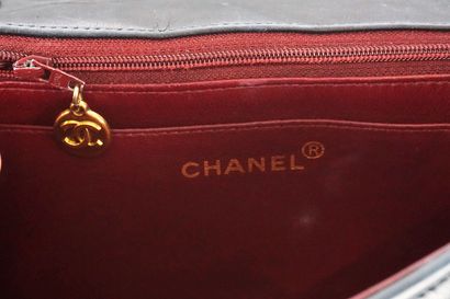 CHANEL DIANA
Chanel shoulder bag, Diana model...