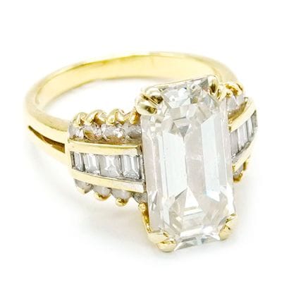 DIAMANT 6.26CT, OR 18K / 6.26CT DIAMOND,...