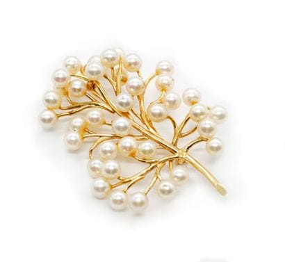 OR 14K, PERLES / 14K GOLD, PEARLS
Broche...