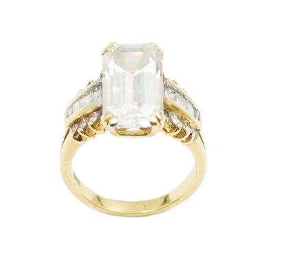 DIAMANT 6.26CT, OR 18K / 6.26CT DIAMOND,...