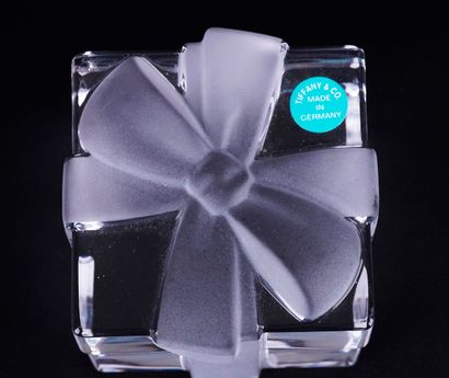 TIFFANY
Deux boîtes en cristal Tiffany.
H:...