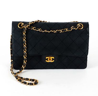 CHANEL
Chanel Timeless double shoulder bag...
