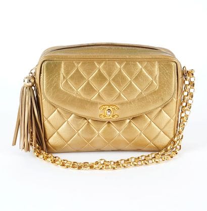 CHANEL
Chanel Camera shoulder bag in bronze...