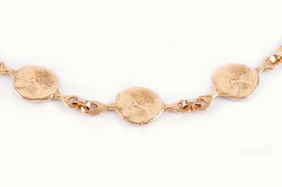 SCHLUEP, WALTER (1931-2016)
Collier en or...