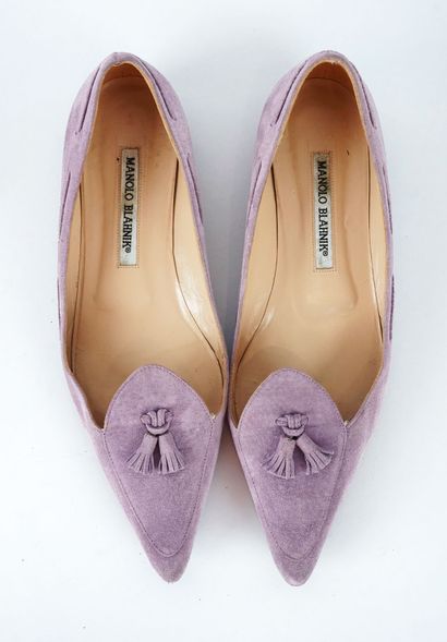 MANOLO BLAHNIK
Quatre (4) paires de chaussures...