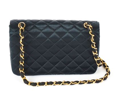 CHANEL
Chanel Timeless shoulder bag in quilted...