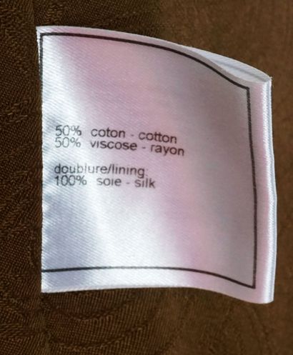 CHANEL
Veste Chanel, se ferme à un bouton,...
