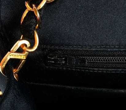 CHANEL
Chanel Timeless shoulder bag in quilted...