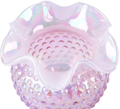 FENTON
Deux (2) vase Fenton en verre carnival...