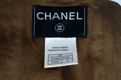 CHANEL
Veste Chanel, se ferme à un bouton,...
