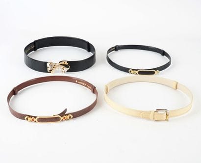 JUDITH LEIBER
Quatre (4) ceintures ajustatables...
