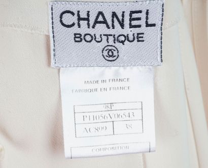 CHANEL
Jupe Chanel de couleur crème.
Taille:...
