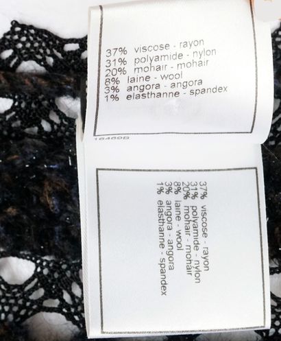 CHANEL
Veste Chanel, 8% laine, 20% mohair,...