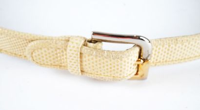 JUDITH LEIBER
Quatre (4) ceintures ajustatables...
