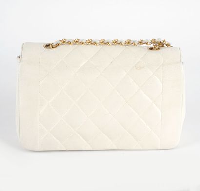 CHANEL
Chanel bag with shoulder strap, Diana...