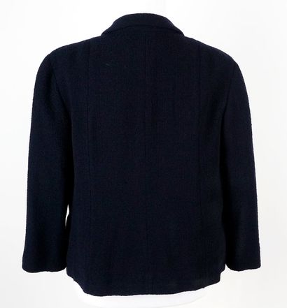 CHANEL 
Veste Chanel couleur bleu foncé,...