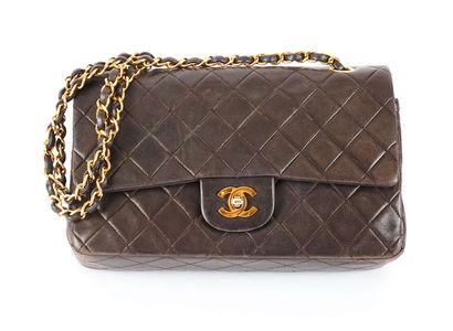 CHANEL
Chanel Timeless bag with double shoulder...