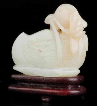 ANTIQUE FIGURE DE CANARD MANDARIN EN JADE...