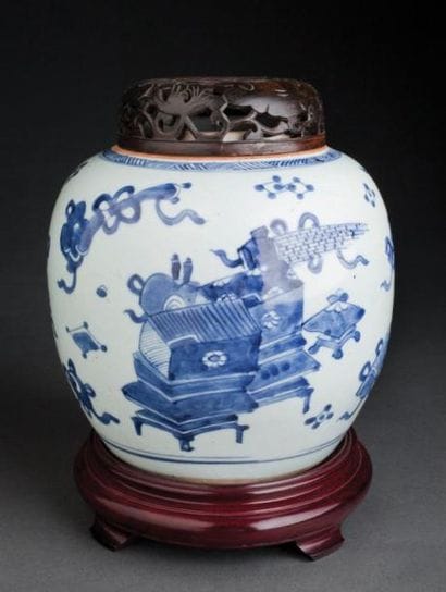 JARRE À GINGEMBRE EN PORCELAINE BLEU ET BLANC...