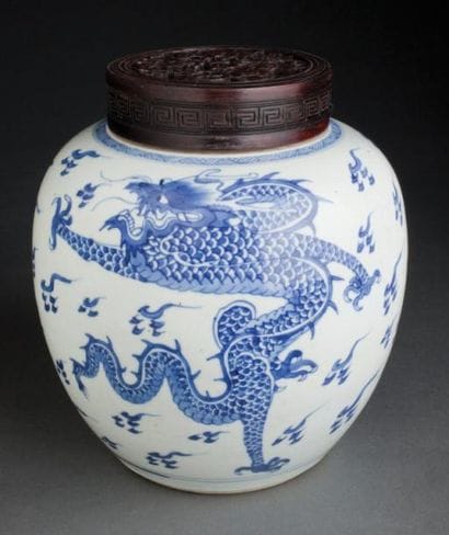 JARRE À GINGEMBRE EN PORCELAINE BLEU ET BLANC...