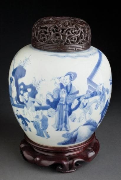 JARRE À GINGEMBRE EN PORCELAINE BLEU ET BLANC...