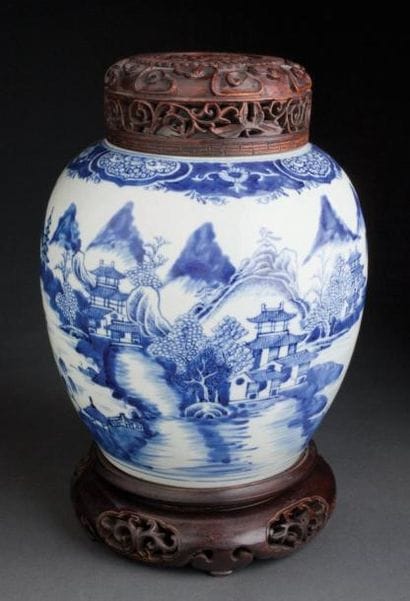 JARRE À GINGEMBRE EN PORCELAINE BLEU ET BLANC...