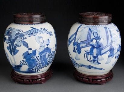 PAIRE DE JARRES À GINGEMBRE EN PORCELAINE...