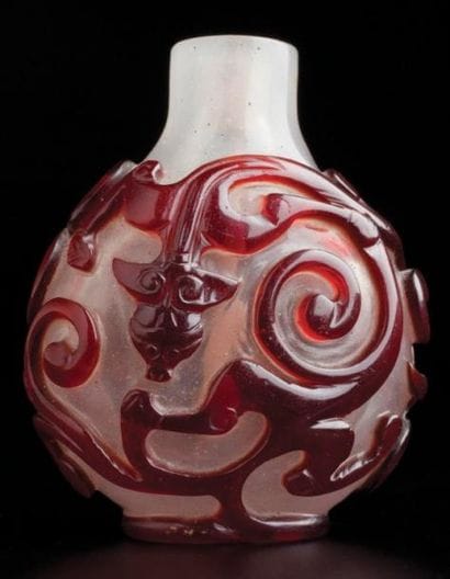 ANTIQUE FLACONTABATIÈRE PIRIFORME EN VERRE...