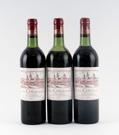 Château Cos d'Estournel 1976 - 3 bouteil...