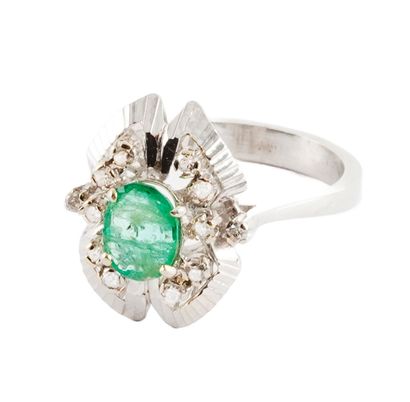 18K, EMERALD, DIAMONDS
18K white gold ring...