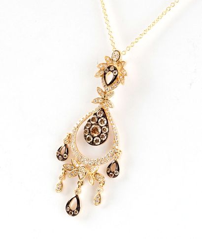 EFFY
14K yellow rose chain and pendant set...