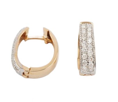14K GOLD, DIAMONDS
Pair of earrings in 14K...