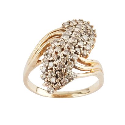 14K GOLD
Ring in 14K yellow gold paved with...