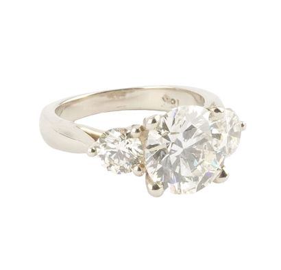 18K GOLD, DIAMONDS
18K white gold ring set...
