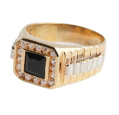 10K GOLD
Men's Chevalière in 10K yellow gold...