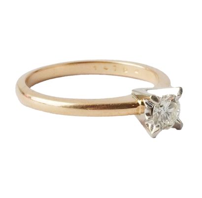 14K GOLD, DIAMOND
14K yellow gold ring set...