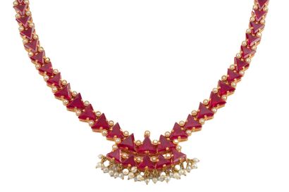 20K GOLD, RUBIES
Necklace in 20K yellow gold...