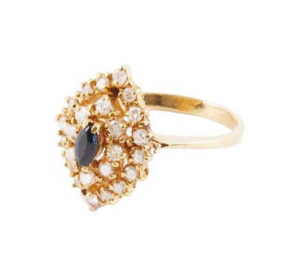 18K GOLD, SAPPHIRE, DIAMONDS
18K yellow gold...