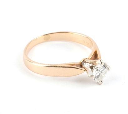 14K GOLD, DIAMOND
14K yellow gold ring set...