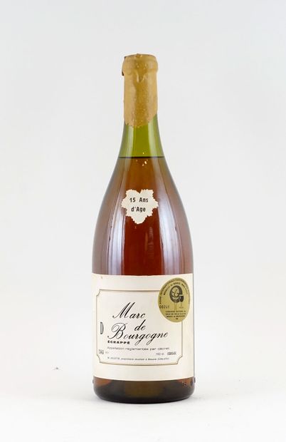 Marc de Bourgogne Égrappé 15 ans d'âge, M....