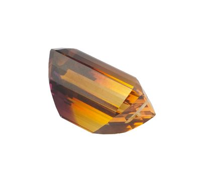 CITRINE 30.5CT
Natural heated emerald cut...