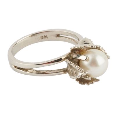 OR 10K, PERLE / 10K GOLD, PEARL
Bague en...