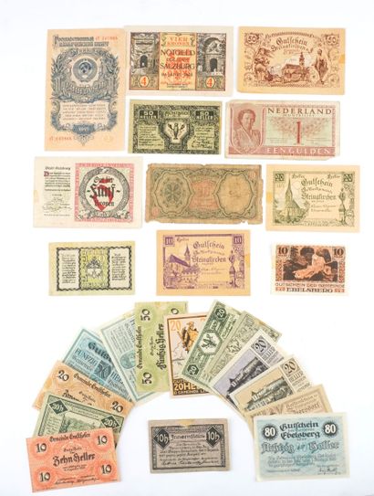 BILLETS DU MONDE / WORLD BANKTONES
Lot de...