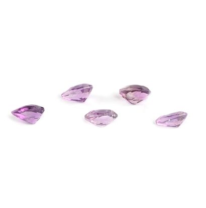 AMÉTHYSTE / AMETHYST
Lot de 5 ( cinq) améthystes...