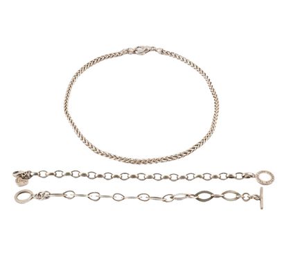 ARGENT / SILVER
Lot de bijoux en argent comprenant...